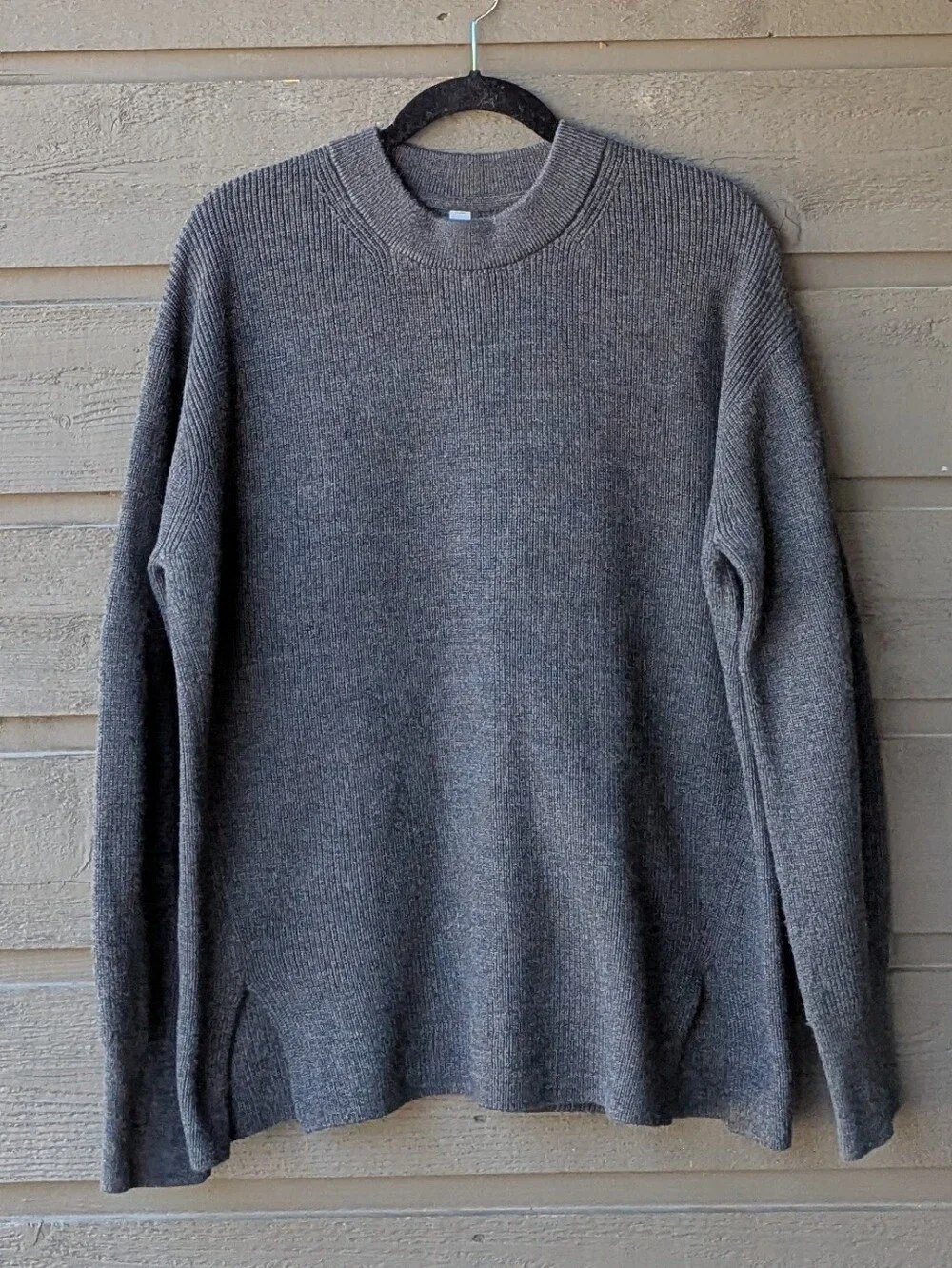 Lululemon Merino Wool-Blend Ribbed Crewneck Sweater Heathered Black Size 8